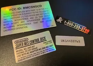 Nintendo SNES Nuovo Set Etichette Adesive Console Ricambio Personalizzate - Olografico - Foto 1 di 1