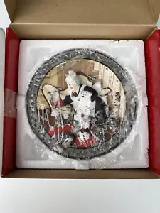 Disney 3-D Plate 101 Dalmatians Look Puppies Everywhere W/ Box & COA - Picture 1 of 3