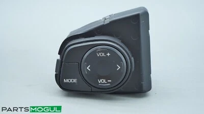 2014 2015 2016 HYUNDAI EQUUS STEERING WHEEL CONTROL BUTTON SWITCH OEM - Изображение 1 из 4