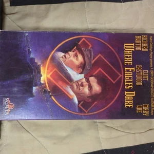 Where Eagles Dare (VHS, 1996) **Gut** EX-BIBLIOTHEK bestes Exemplar bei eBay - Bild 1 von 4