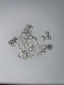 Metallschnalle 2er-Set Maßstab 1/6 - Bild 1 von 1