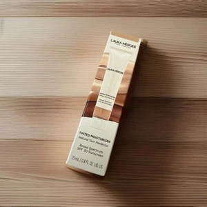 Laura Mercier Tinted Moisturizer Natural Skin Perfector - 2N1 NUDE - Mini-New🎁 - Picture 1 of 5