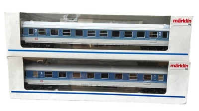 Märklin HO Gauge 4281 & 4282 DB Express 1st/2nd Class Passenger Cars Blue  - New - Image 1 of 2