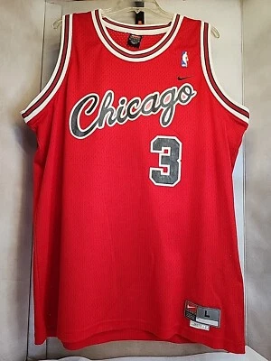 Vintage Nike Chicago Bulls Tyson Chandler #3 Jersey Red Large NBA - Image 1 of 4