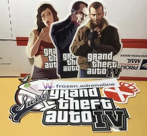 🙂 🙂 🙂 Grand Theft Auto IV AUFKLEBER SET 🙂 SELTEN 🙂 LEICHTER BESCHÄDIGUNG ✅ KOSTENLOSER VERSAND 🙂 ️ - Bild 1 von 5