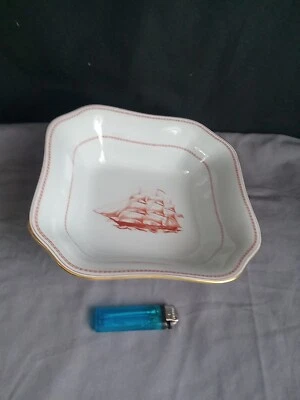 Spode England Trade Winds Red W128 9" Square Fruit / Center / Serving Bowl - Image 1 of 4