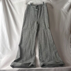 Vtg 70s Hounds Tooth Cuffed Bell Bottoms Wool Blend Junior House Size 7 8 Flare - Picture 1 of 12