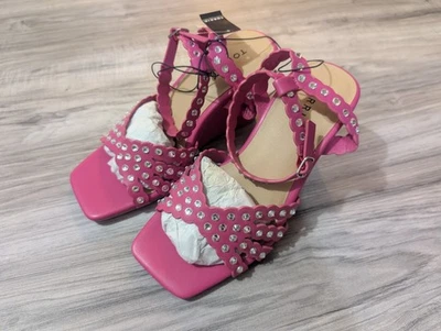 Cuña para mujer Torrid rosa brillante talla 8 pedrería nueva con etiquetas Foto 1 de 4