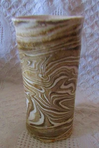 Rizzo Pottery, vaso da 8" con smalto ondulato - Foto 1 di 6