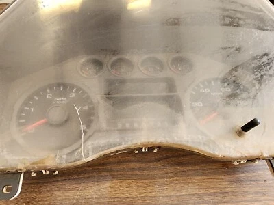 Camión Ford F250 F350 Super Duty 2008 08 6,4 L diésel velocímetro clúster XL 72 k Foto 1 de 4