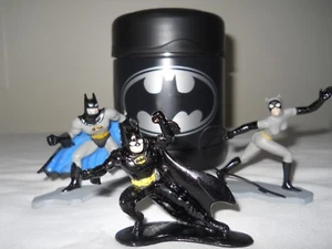 Batman / Catwoman Action Master (Druckguss Metall) Figuren und Reisethermo - Bild 1 von 6