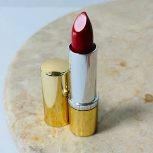 Elizabeth Arden #2 RED DOOR RED Beautiful Color Moisturizing Lipstick - Picture 1 of 6