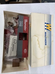 HO SCALE WALTHERS NYC NEW YORK CENTRAL PACEMAKER 40'FT PS-1 BOX CAR - Picture 1 of 8