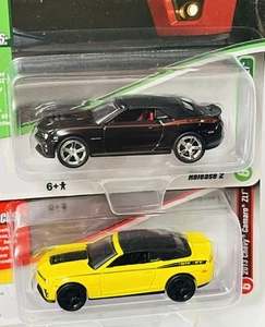 Johnny Lightning (Muscle Cars USA) “2013 Chevy Camaro ZL1” DieCast Cars - NEW - Picture 1 of 15
