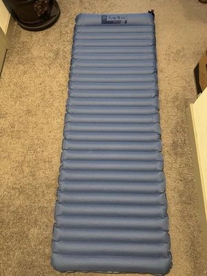 Almohadilla para dormir aislante Nemo Astro Air 25L Foto 1 de 4