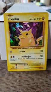 PIKACHU Evolutions XY Series POKEMON Cracked Ice Holo 2016 Trading Card 35/108 - Picture 1 of 2