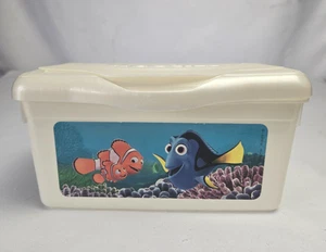 Vintage Huggies Findet Nemo, Marlin, Dorie wiederverwendbare Tücher Behälter LEER - Bild 1 von 9