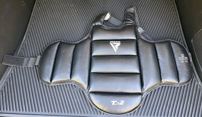 RDX T-2 Chest Guard Kickboxing MMA Muay Thai Boxing Body Protector Size LG / XL - Image 1 of 4