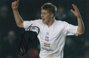 CRYSTAL PALACE HAND SIGNED LEE HILLS 6X4 PHOTO. - Picture 1 of 1