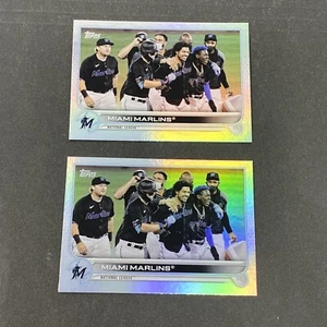 Jazz Chisholm Miami Marlins Team RAINBOW FOIL Parallel 2 Card Lot 2022 Topps 326 - Bild 1 von 5