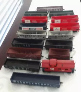 TYCO and LIFELIKE Lot of 15 HO Scale Open and/or Hopper Cars - Picture 1 of 12