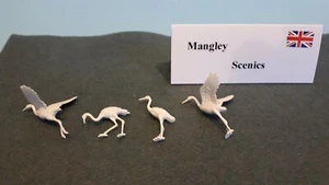 MANGLEY SCENICS UNPAINTED 4 x BIRDS Lrg O gauge diorama model railway 1/48 scale - Picture 1 of 2