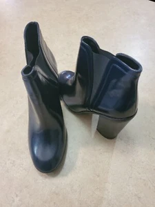 Zara Navy Blue Patent Heeled Ankle Boot Women's US 9 EU 39 - Picture 1 of 10