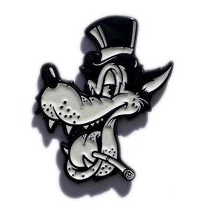 Wolf With Cig Howlin Toothy Grateful Dead HAT PIN Lapel Brooch - Picture 1 of 4