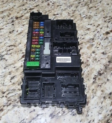 Lincoln MKZ 2013 módulo de caja multifunción DG9T-15604-BL Foto 1 de 4