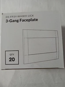 NEU 💥DEAKO (20er Pack) 3-Gang Abdeckplatte DS-FP3Y-WHWH-UCX - Bild 1 von 4