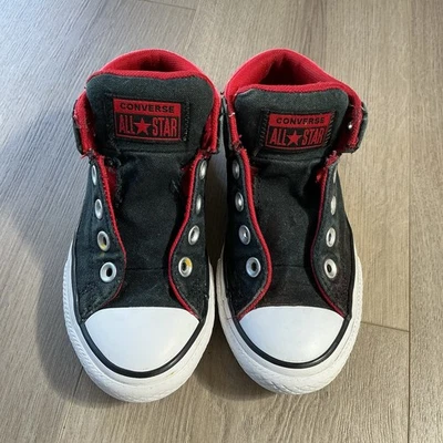 Niños Chuck Taylor Converse All Stars Talla 13 Negro/Rojo Buen Estado Foto 1 de 4