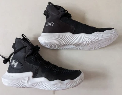 Under Armour  Flow Ace  Volleyball 3027083 001 woman  black shoes  Brand New - Image 1 of 4