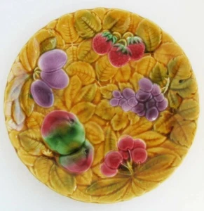And again..., Majolica Sarreguemines Charger #2 - Picture 1 of 3