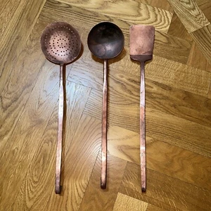 Utensili Da Cucina In RAME forgiati a mano - Metà ‘800. - Foto 1 di 7