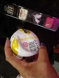 2 NEW ZURU DAMAGED MINI BRANDS FASHION Iconic Mini's 80+ to Collect Series 3 OG - Picture 1 of 8
