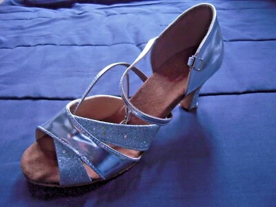 Chaussures femme a talons  - Photo 1/3