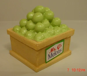 Honeydew Melon Market Bin Miniature 1/24 Diorama Accessory Item - Picture 1 of 1