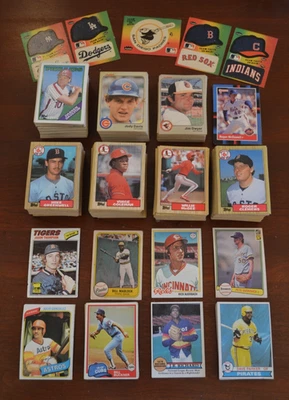 LOT OF VINTAGE TOPPS FLEER DONRUSS BASEBALL CARDS 70’s- 80’s - Image 1 of 4