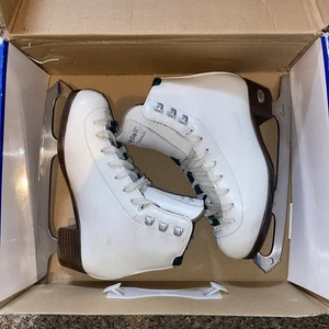 Figura Patines de Hielo Riedell 19W Talla 3 1/2 Blanco Esmeralda Mujer Luna Blade - Imagen 1 de 17