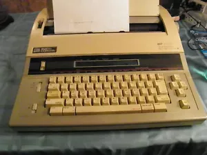 Word Processor + ElectronicTypewriter Smith Corona WP1100 WITH INK+ERASER TAPE - Picture 1 of 10