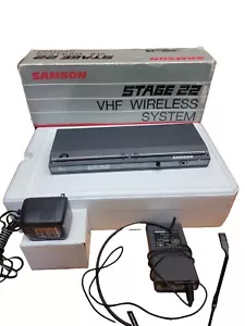 Samson SR22 VHF-FM Ricevitore True Diversity con riduzione rumore e potenza dbx A4 - Foto 1 di 5