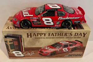 2004 Dale Earnhardt Jr Budweiser Vatertag signiertes Auto 1/24 Druckguss-Auto mit Echtheitszertifikat - Bild 1 von 2