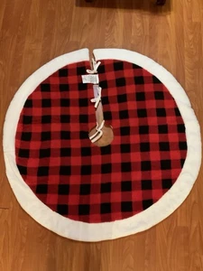 Pine Ridge Home schwarz und rot kariert dick weich Plüsch Weihnachtsbaum Rock 51 Zoll  - Bild 1 von 12
