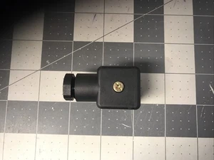 Rexroth Solenoid Valve Plug Coil Connector 12B GDM (LPW9M) - Picture 1 of 7