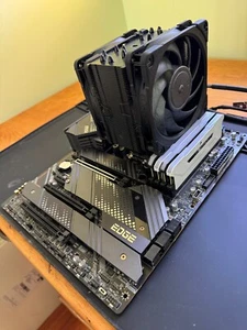 Intel 12900k - MSI MPG Z690 Edge WiFi - Corsair 64gb - Noctura NH-D9L - Picture 1 of 8