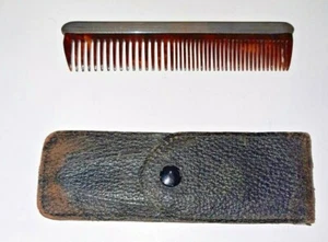Vintage 1939 NY Worlds Fair SOUVENIR COMB in leather sleeve - Picture 1 of 3