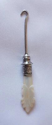 Buttonhook ~ Carved Mother of Pearl Handle ~ Steel Hook ~ Length 7.5cm ~ Vintage - Image 1 of 4
