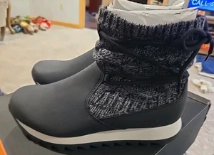 Merrell Women's Alpine Pull On Knit Black Snow Boots Size 9.5- NIB - Picture 1 of 4