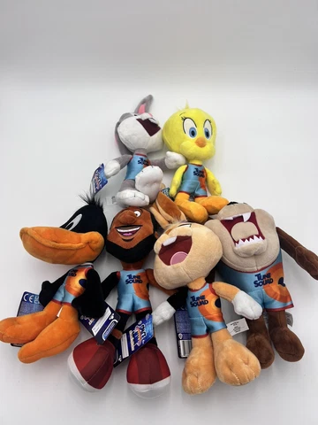 Space Jam A New Legacy Tune Squad Lebron Bugs Lola Taz Tweety Daffy Lot 6 Plush Cover