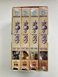 Thorn Birds 4 Tape Box Set (VHS, 1983 Mini Series) Released in 1991 - Foto 1 di 5